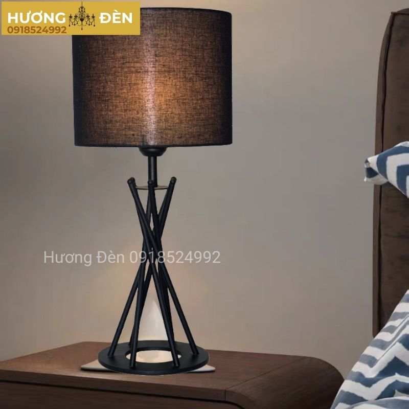 Đèn bàn trang trí cao cấp DB12 Đen